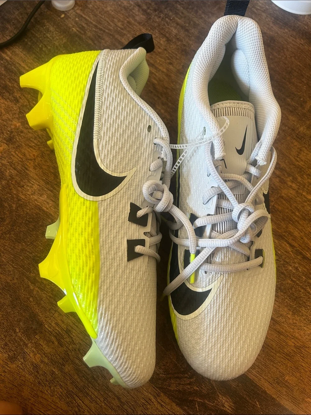 Nike Kids White and Neon Yellow Soccer Cleats with Black Swoosh